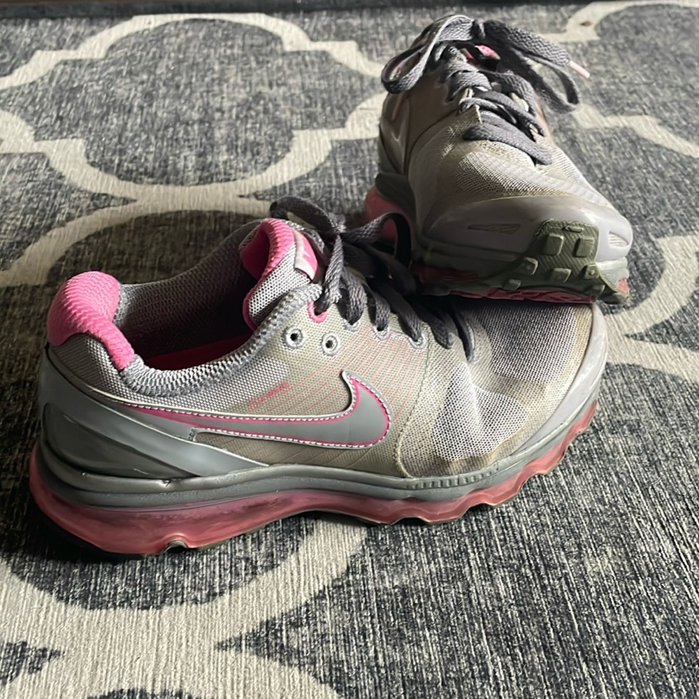 Nike shoes, women’s size 6.5